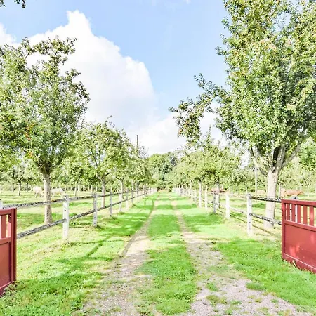 Hébergement de vacances Gorgeous In With Wifi Cormeilles (Eure)